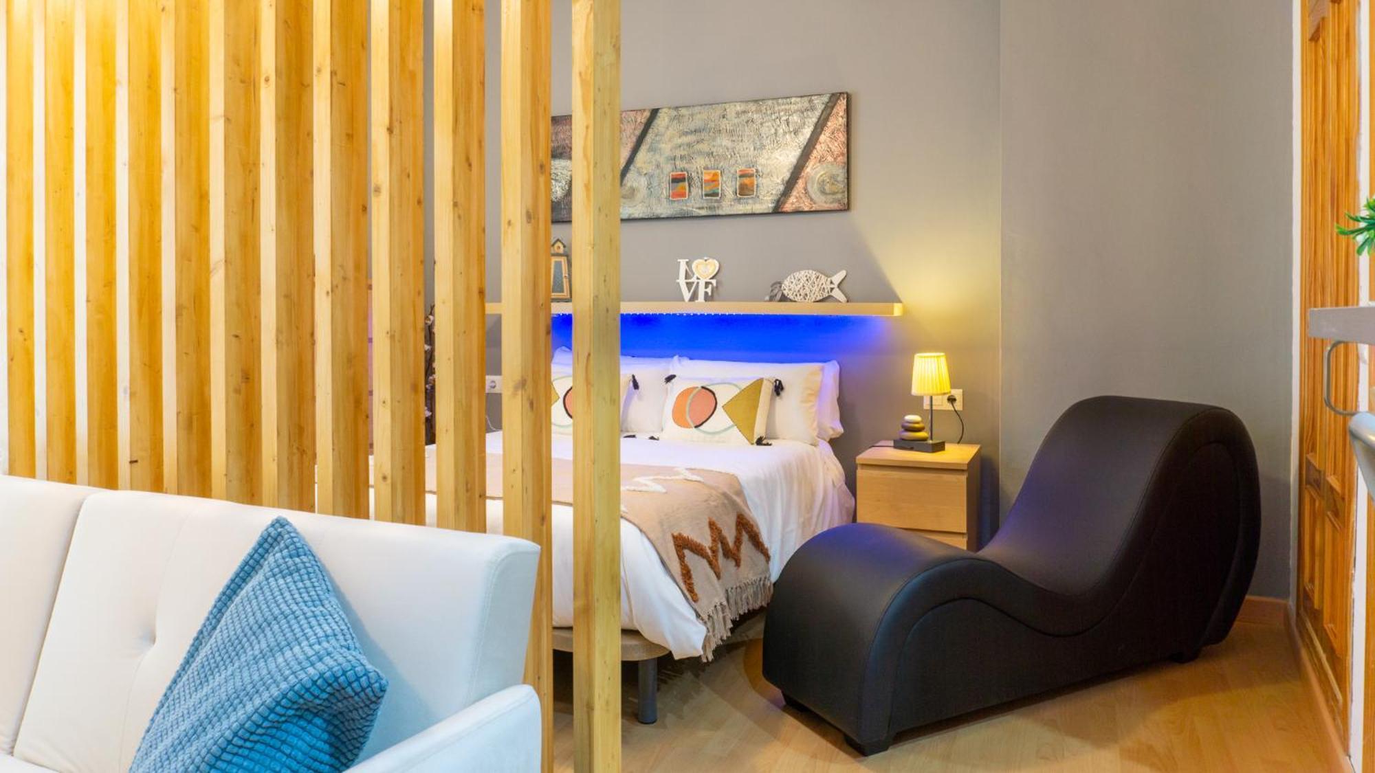Love Apartment Malaga Center Ngoại thất bức ảnh