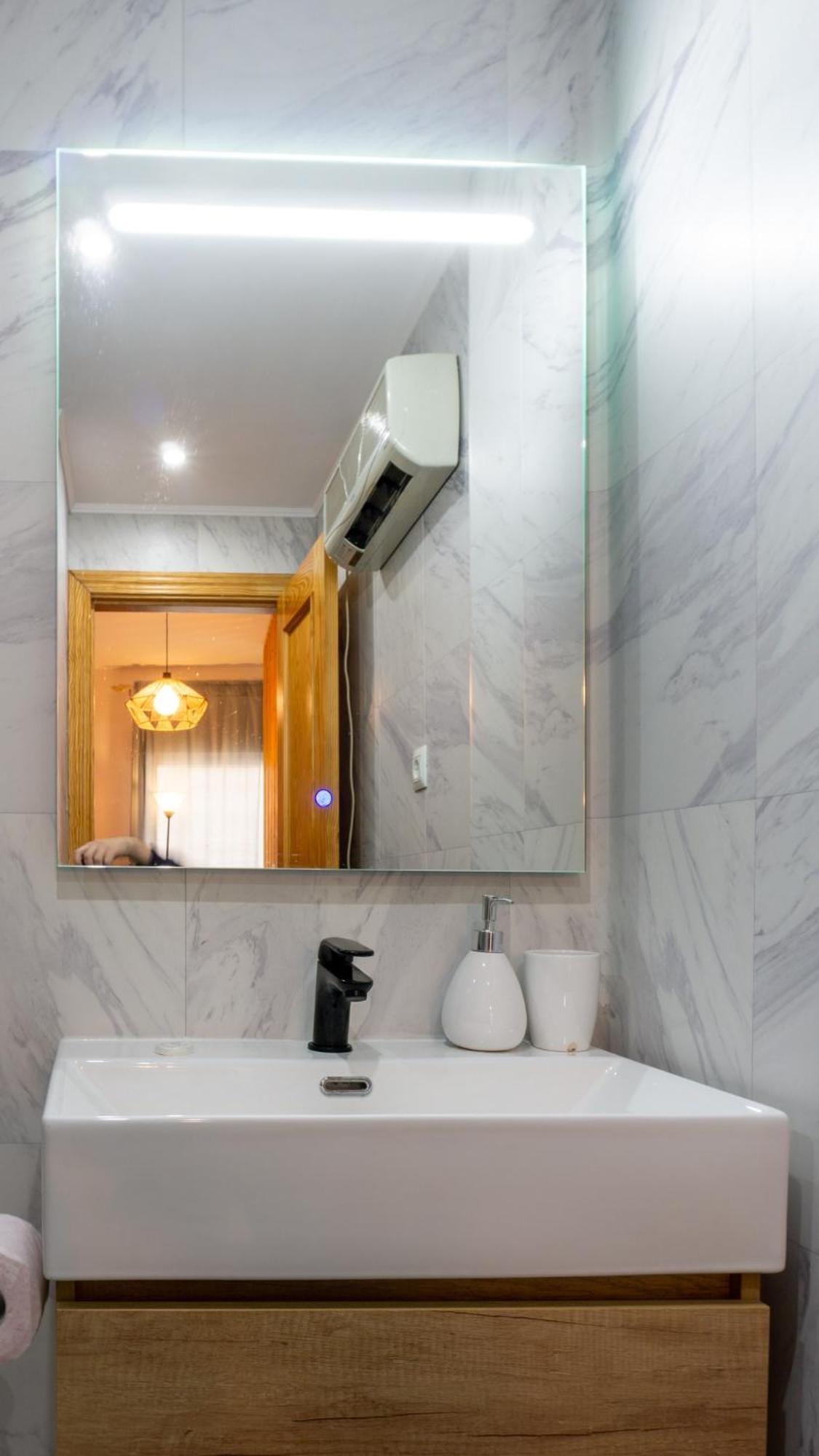 Love Apartment Malaga Center Ngoại thất bức ảnh